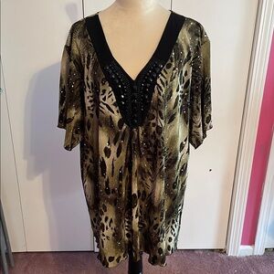 Animal Print Sequin V-Neck Top